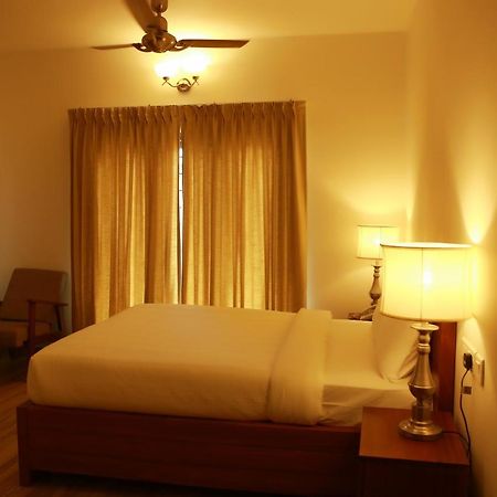 Solo Inn Kochi Buitenkant foto